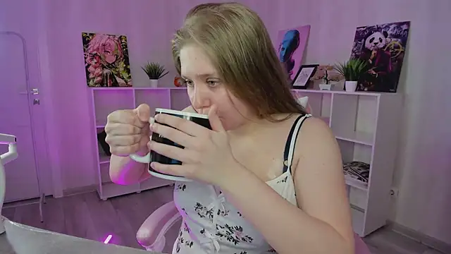 Megan_Violer Chat XXX live