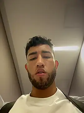 Chat XXX ao vivo de liam_bronw