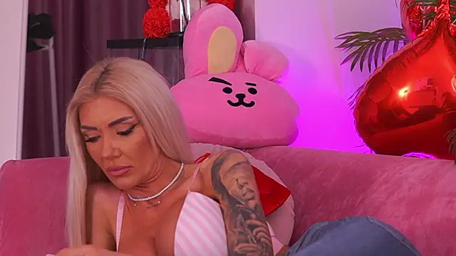 XXX chat uživo modela fallingangel