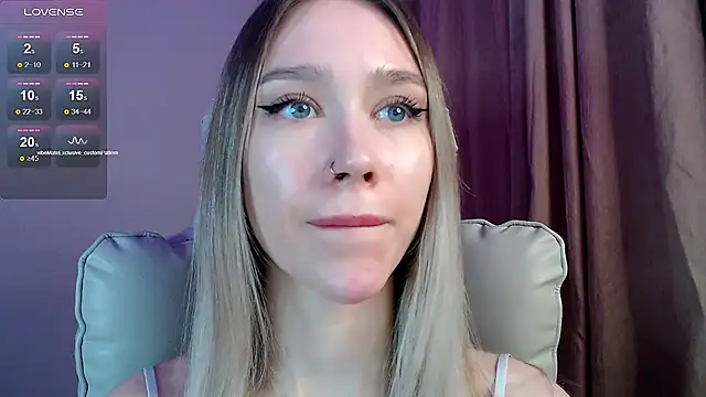 Des_ch 即時 XXX 聊天