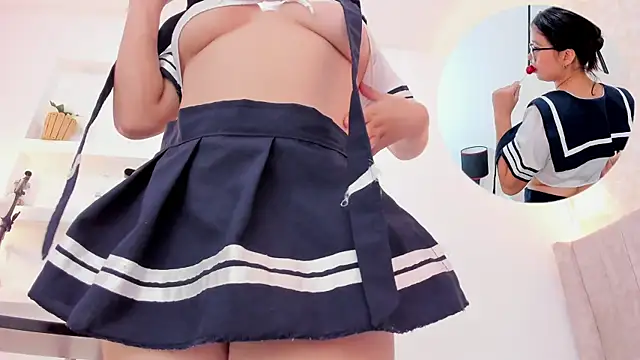 thamiina_ – Live XXX-chat