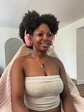 XXX chat uživo modela mochamimi