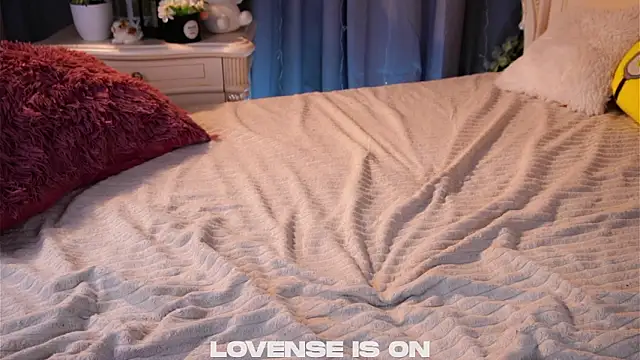 EdlinAlliston Live XXX Chat