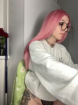 دردشة MoonAgnes الجنسية المباشرة