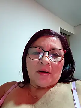 แชท XXX สดของ marfil_milf