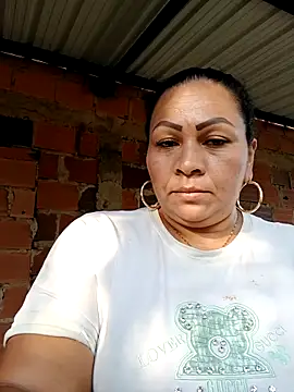 Dirty_Candy Adlı Modelin Canlı XXX Sohbeti