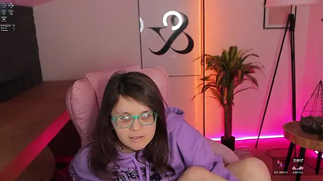 Chat XXX en directo de Ariell_Mini