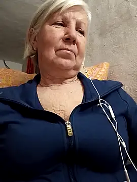 KlaudiaDarling Webcam show