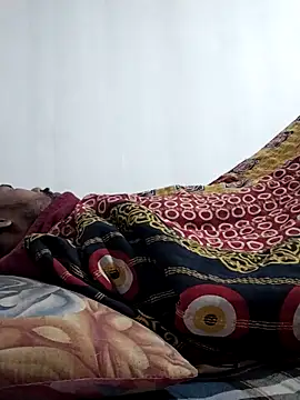 chittagong-hot-boy Adlı Modelin Canlı XXX Sohbeti