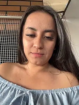 Antonella_Julieta – Live XXX-chat