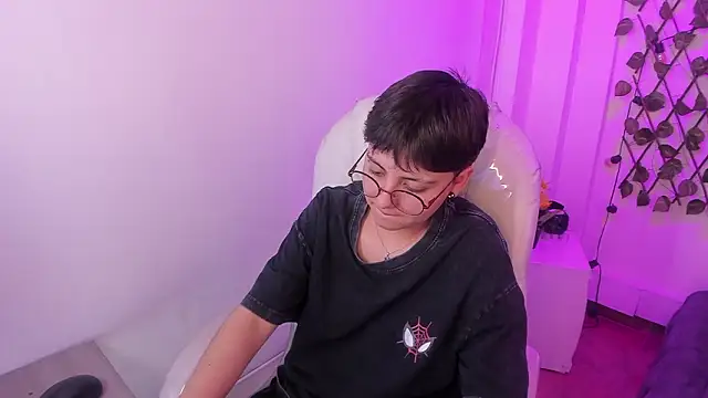 Nathaly_ds Chat XXX in diretta