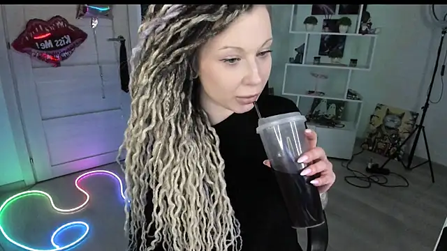 HoneySallyMoore 라이브 XXX 채팅