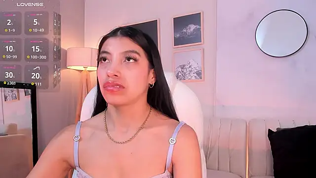 Tiffany_Low élő XXX-chatje