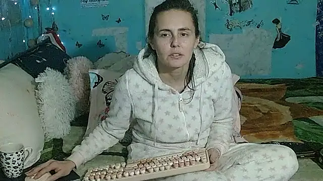 brighteyes77 Webcam show