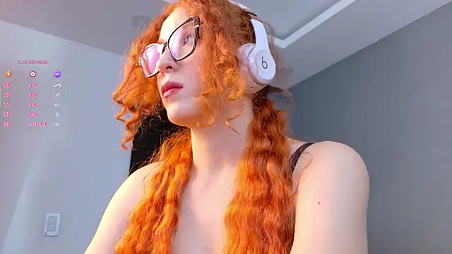 karen_brave élő XXX-chatje