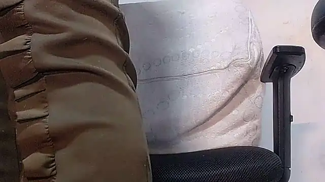 dalilasquirt1 লাইভ XXX চ্যাট