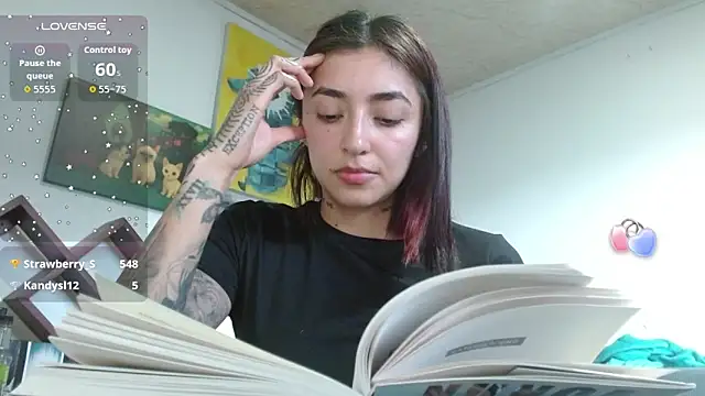 ZoeBakers_ – Naživo XXX chat