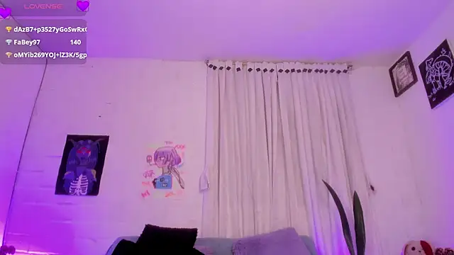 Cata_green Chat XXX in diretta