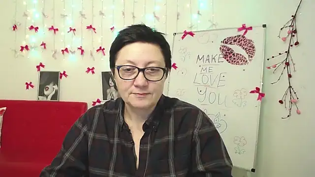 EmilyL0ve Chat XXX live