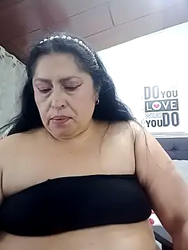 Chat +18 de Keyla01_ ao vivo