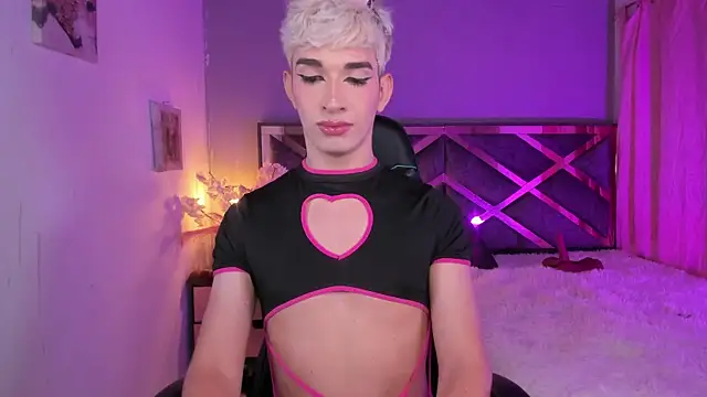 Cherry_zayden_'s Webcam Show