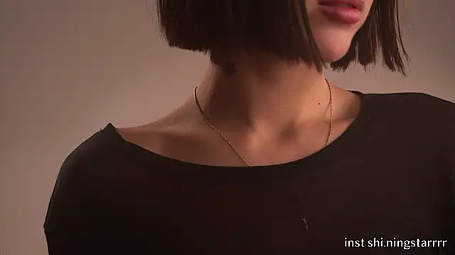 alittlestarrr Chat XXX in diretta