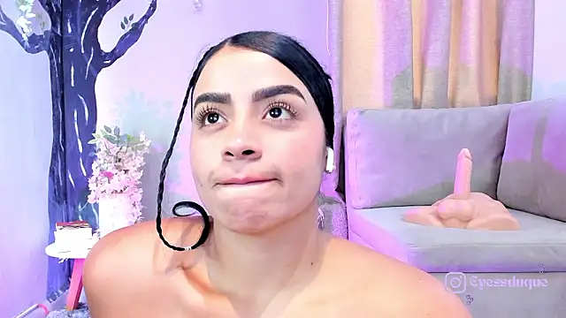 Chatroom XXX en direct de Eyes_Duque