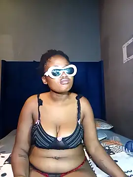 FREAKBARBIE02 – Live XXX-chat