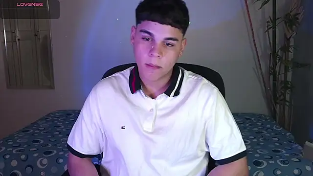 دردشة eithan_jonnes الجنسية المباشرة