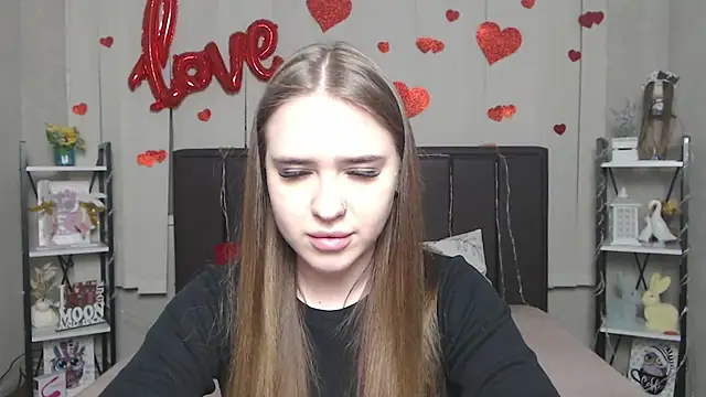 LauraHlot Chat XXX in diretta