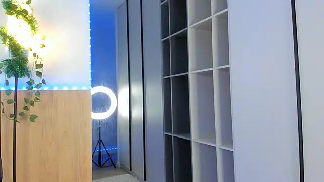 Chat +18 de Xonalenei ao vivo