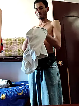 Exlifer Live XXX Chat