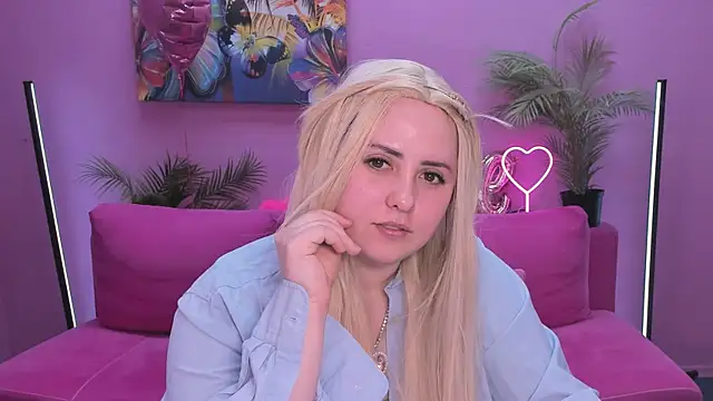 Chat +18 de Hennessy_bunny ao vivo