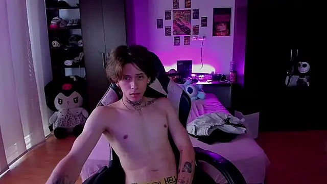 Show modela xIce_Boy na web-kameri