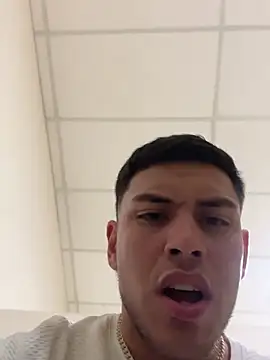 StrokingDaddy4のライブXXXチャット