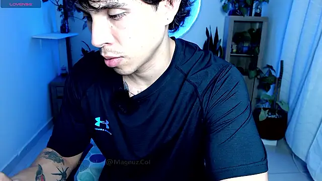 Magnuz_Col 现场XXX聊天