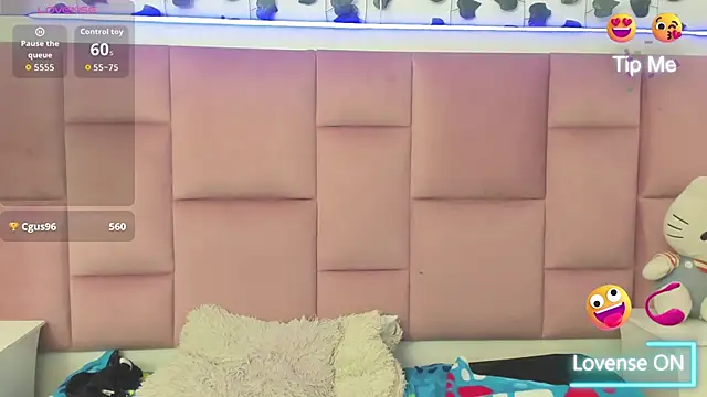 LeslieCute69 live XXX chat