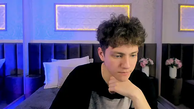 XXX chat uživo modela StefanBev