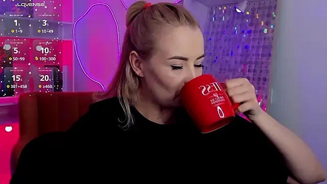 StephanieSweety – Naživo XXX chat