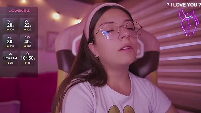 milly_kenner élő XXX-chatje