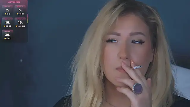 دردشة OndinaNoire الجنسية المباشرة