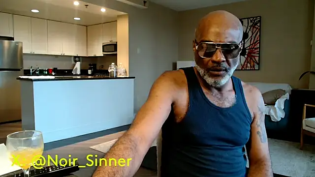 sinnernoir Adlı Modelin Web Kamerası Şovu