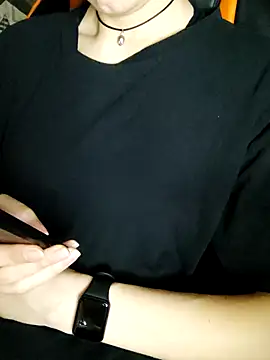 แชท XXX สดของ Aashikalaa