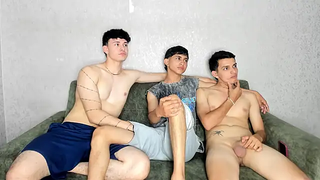 Онлайн чат XXX persy_sexxx18