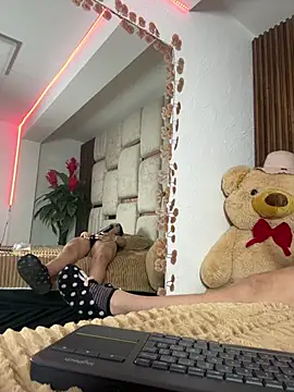 Zoe_dim Live XXX-Chat