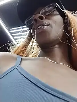 Czat XXX na żywo – Jasmine_FullsShine