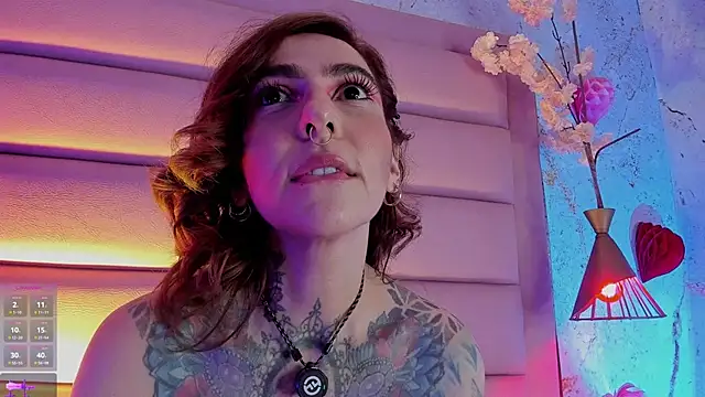 แชท XXX สดของ Evangelyne_1