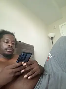 Show modela makeherfeelg na web-kameri