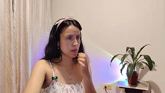 Živý XXX chat Bella_Exhibition