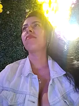 Luiannan Live XXX chat